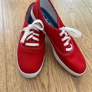 Ked’s Red Canvas  Sz 7.5